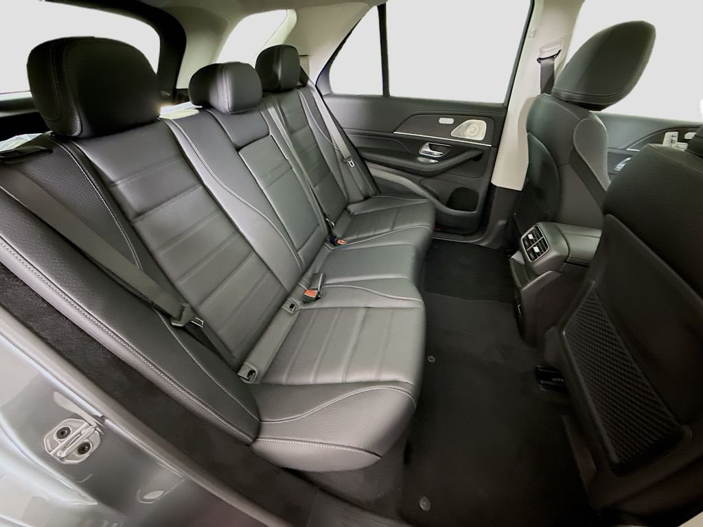 New 2026 Selenite Grey Metallic Mercedes-Benz GLE 450 image 29