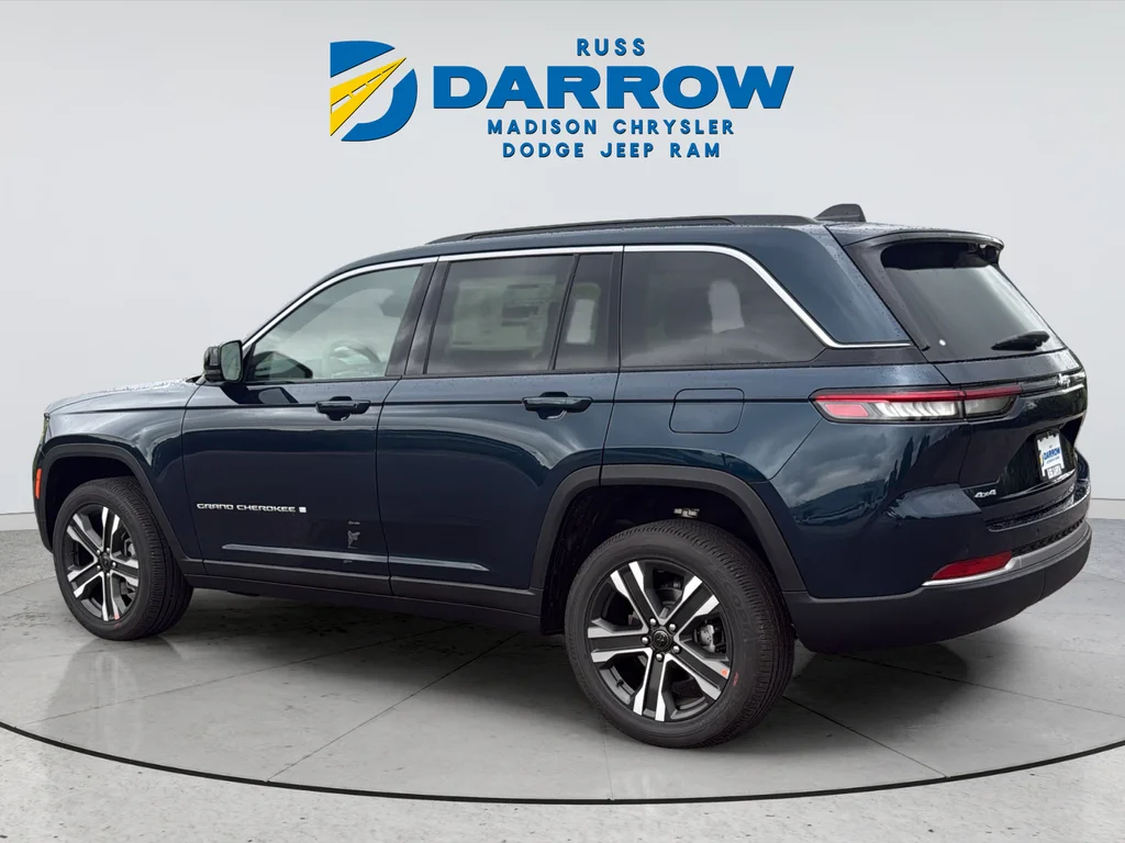 New 2027 Blue Jeep Limited image 3