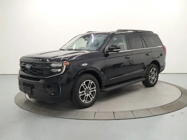 Used 2025 Black Ford Active image 4