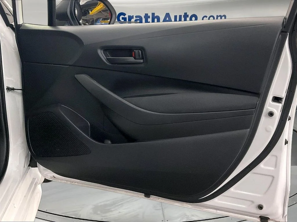 Used 2026 White Toyota LE image 28