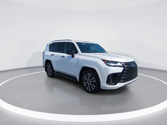 Used 2024 White Lexus 600 Premium image 2