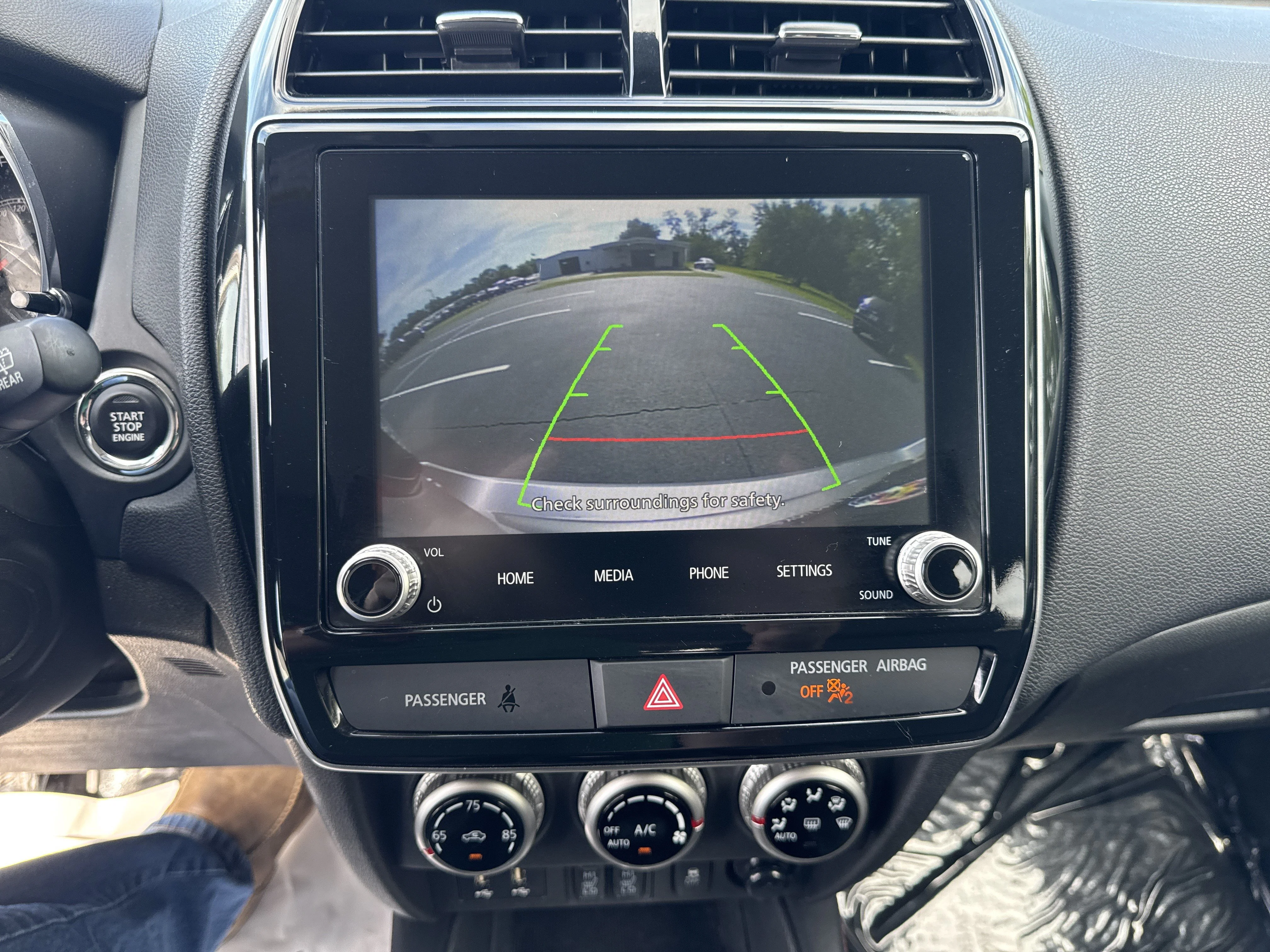 Used 2025  Mitsubishi 2.0 ES image 19