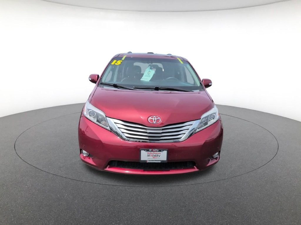 Used 2015 Red Toyota Limited Premium image 14