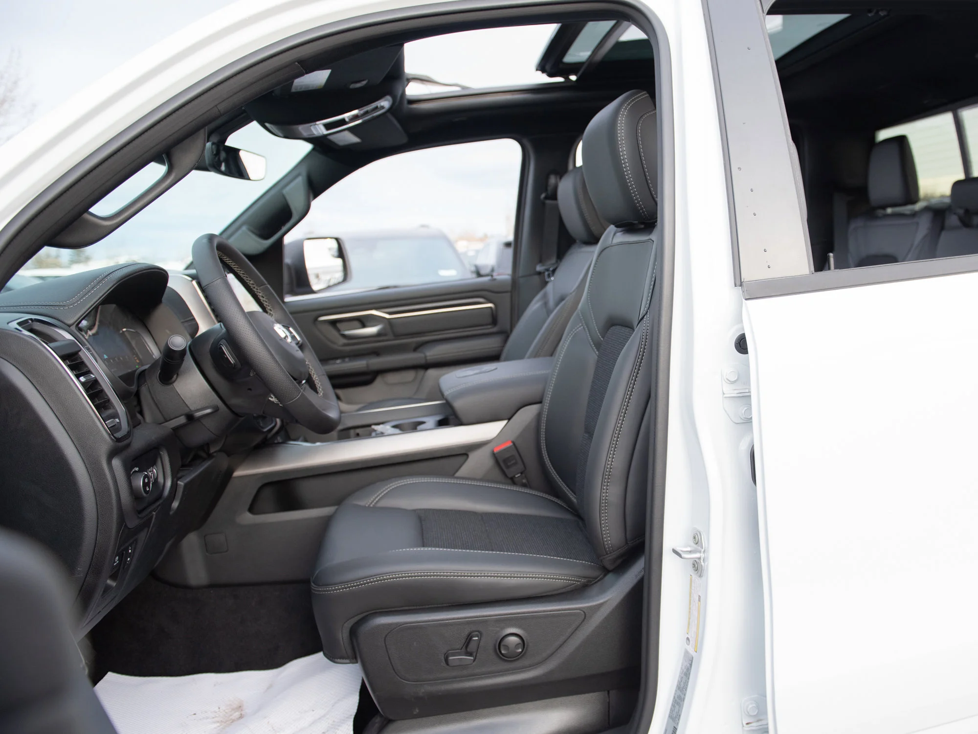 New 2026 White RAM Sport* image 20