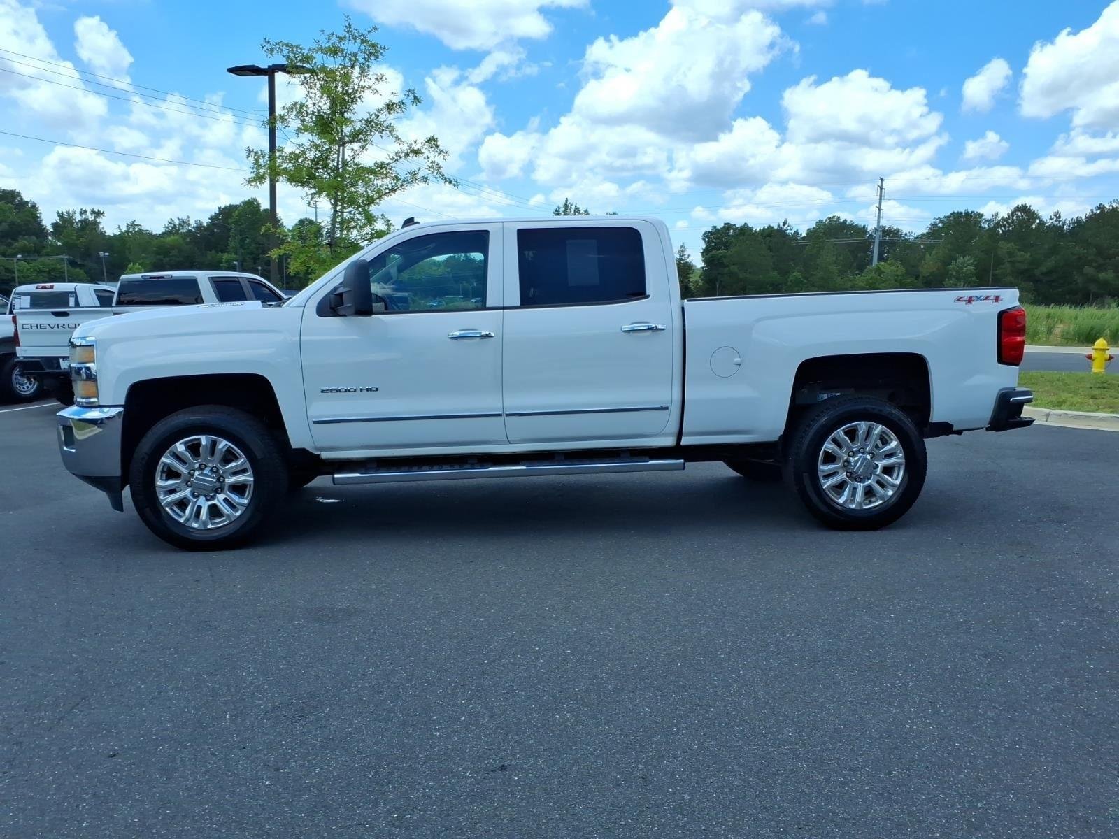 Used 2015 Summit White Chevrolet LTZ image 3