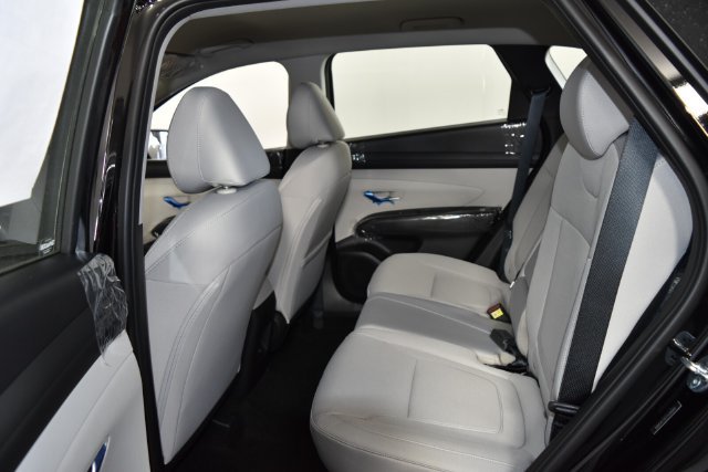 New 2026 Black Hyundai SE AWD image 29