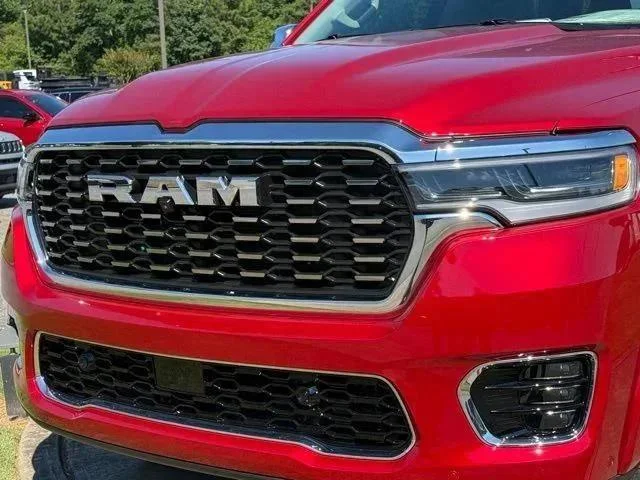 New 2026 Molten Red Pearl-Coat Exterior Paint RAM Tungsten image 10