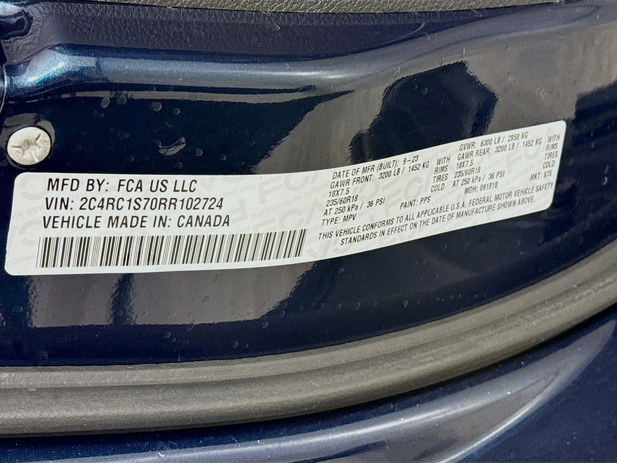 Used 2024 Fathom Blue Pearlcoat Chrysler Hybrid Premium S Appearance Pkg image 32