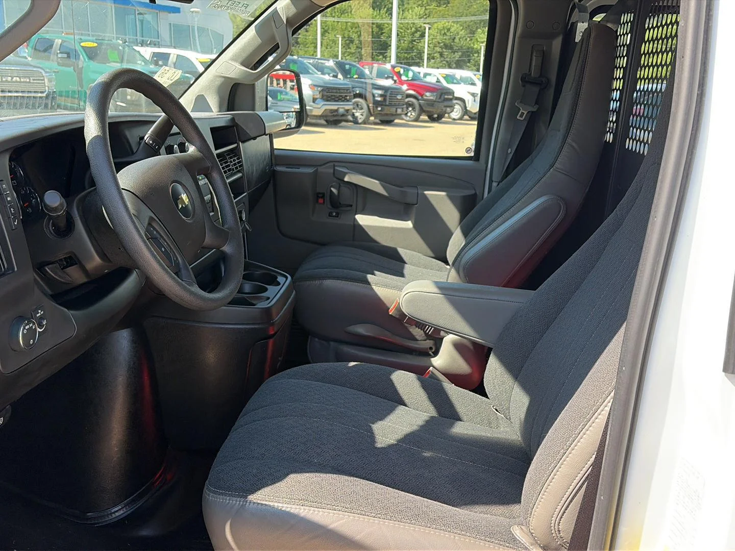 Used 2025 Summit White Chevrolet WT image 11