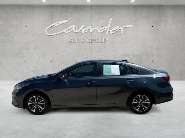 2024 Kia Forte LXS - Photo 13