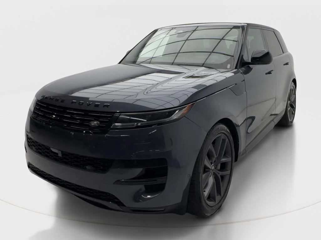 Used 2024 Blue Land Rover SE image 5