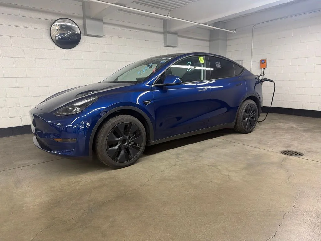 Used 2024 Tesla Model Y Long Range with VIN 7SAYGDED6RF122137 for sale in Cerritos, CA
