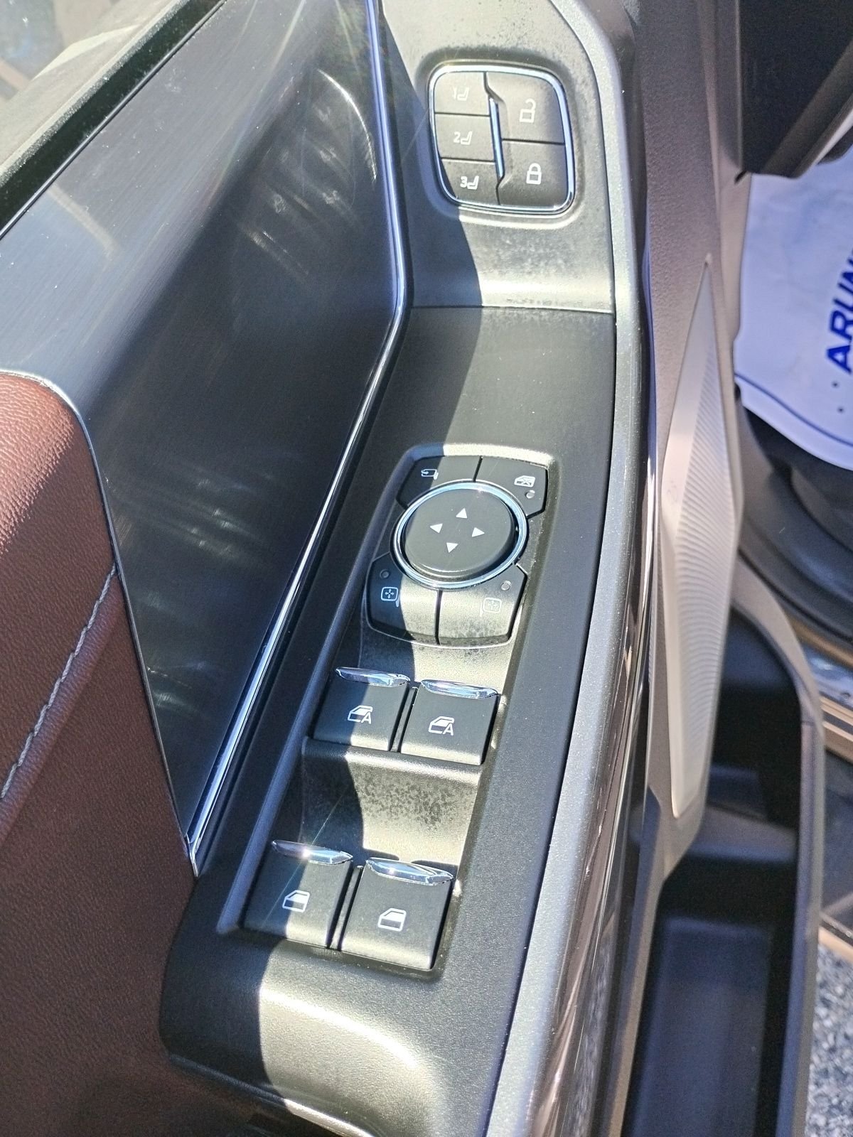 Used 2023 Gray Ford Lariat image 17