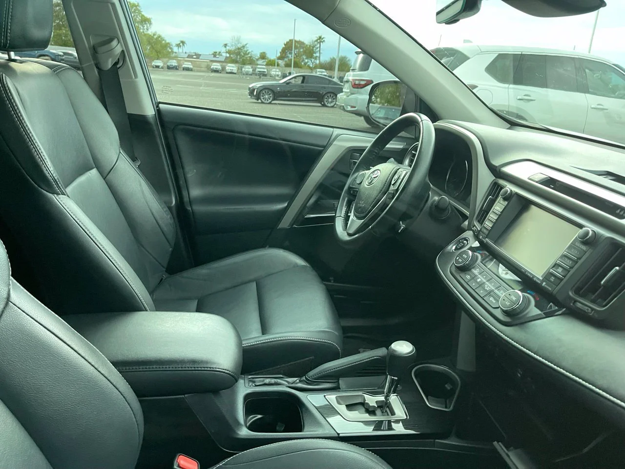 Used 2018 Magnetic Gray Metallic Toyota Limited image 6