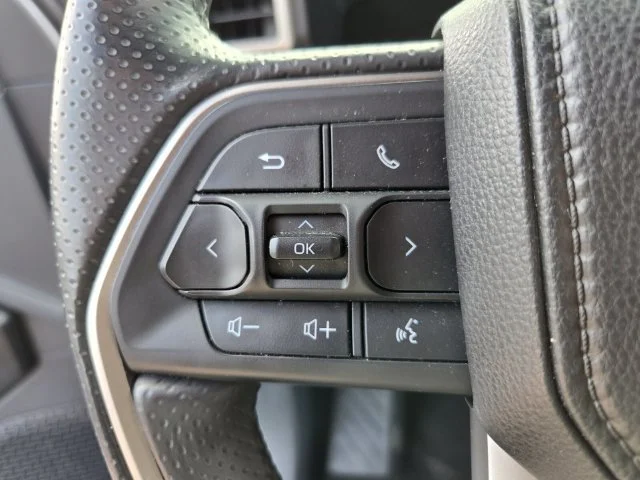 Used 2025 Silver Toyota SR5 image 33