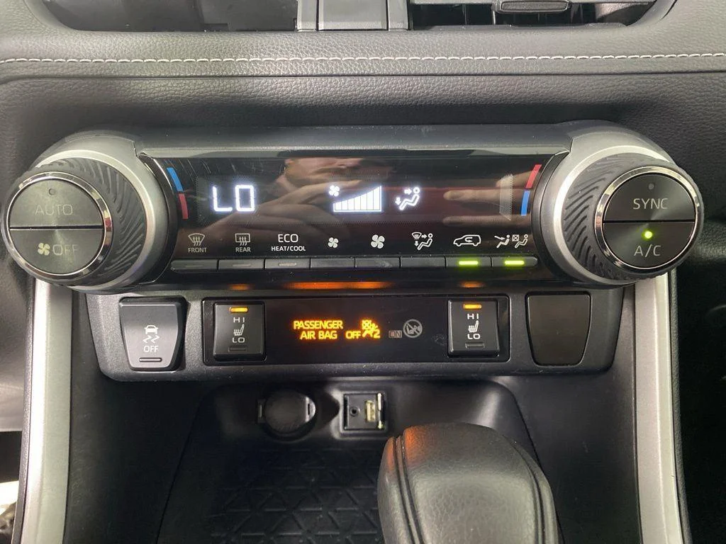 Used 2019 Magnetic Gray Metallic Toyota XLE image 23