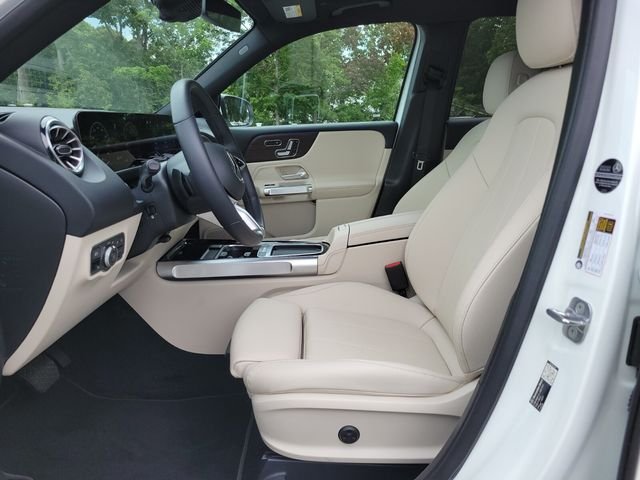 Used 2026 White Mercedes-Benz GLB 250 image 18