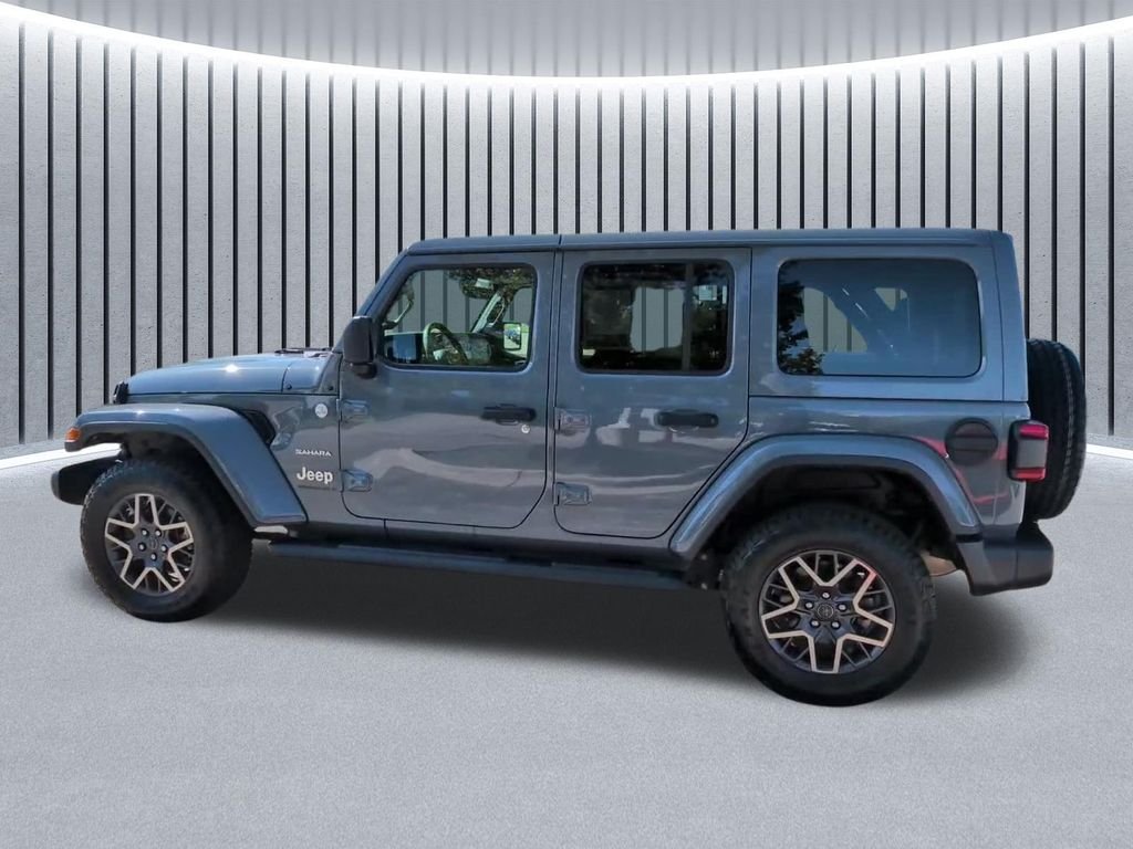 Used 2024 Gray Jeep Sahara image 10
