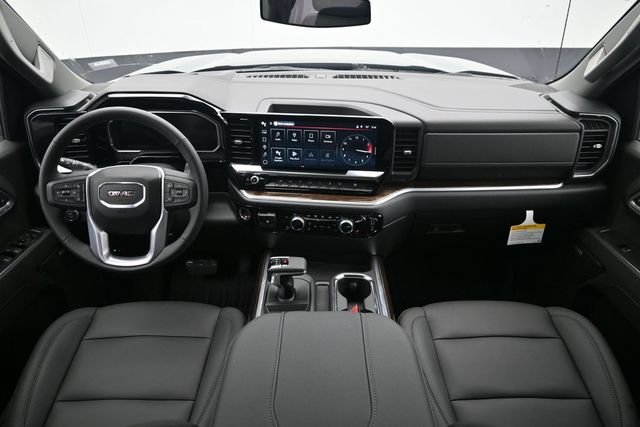 New 2026 Sterling Metallic GMC Elevation image 12