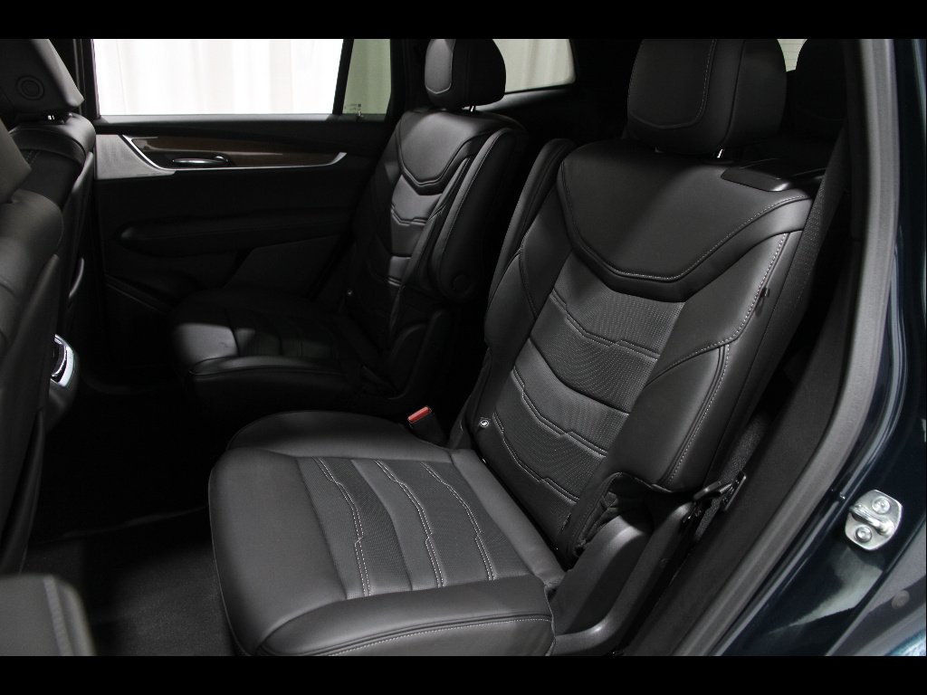 2025 Cadillac XT6 Premium Luxury - Photo 21