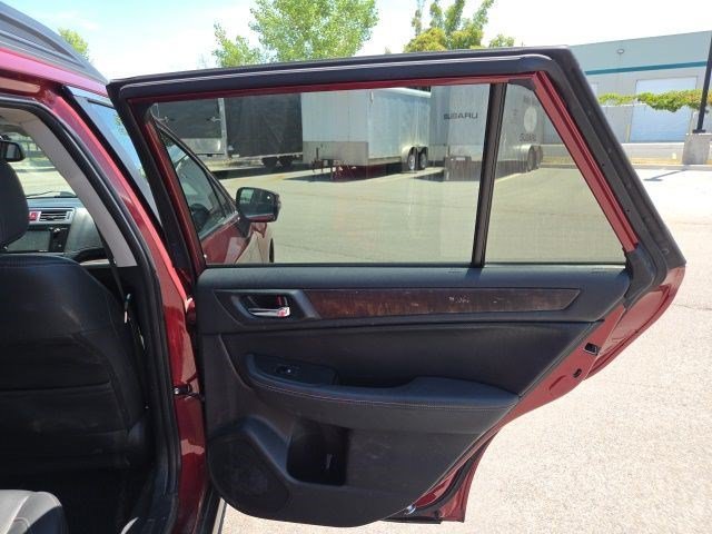 Used 2015 Venetian Red Pearl Subaru 2.5i Limited image 17