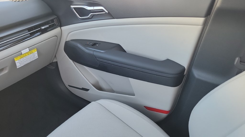 New 2027 Gravity Gray Kia EX image 13