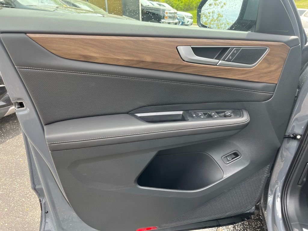 New 2026 Gray Volkswagen 2.0T SE w/Technology image 9