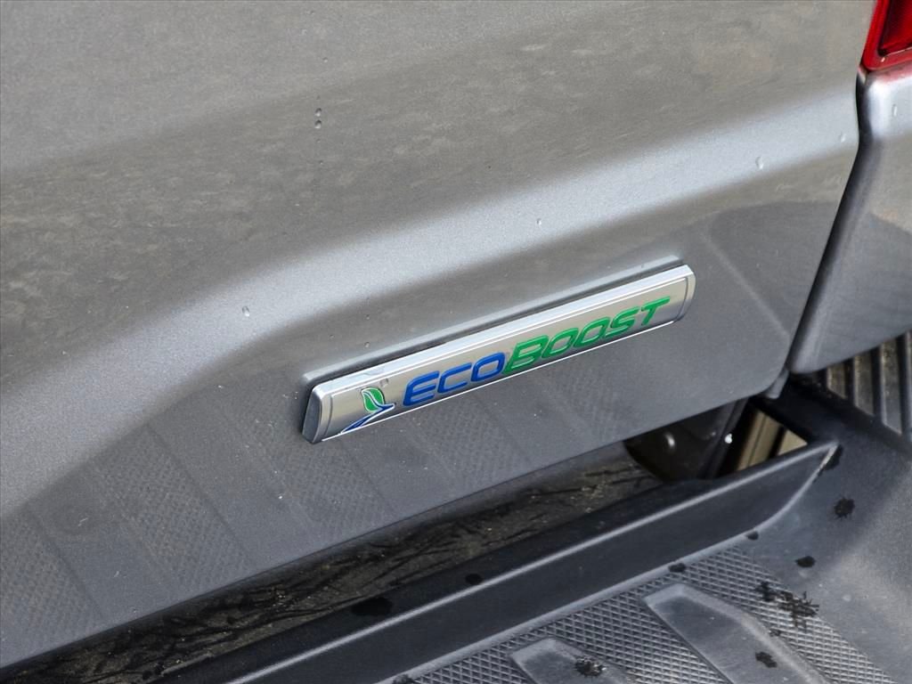 Used 2023 Silver Ford XLT image 12