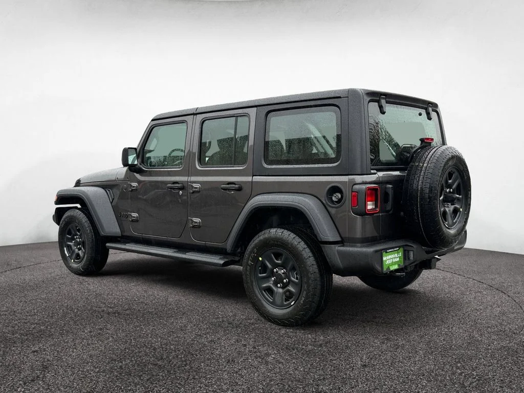 New 2026 Granite Crystal Metallic Clearcoat Jeep Sport image 3