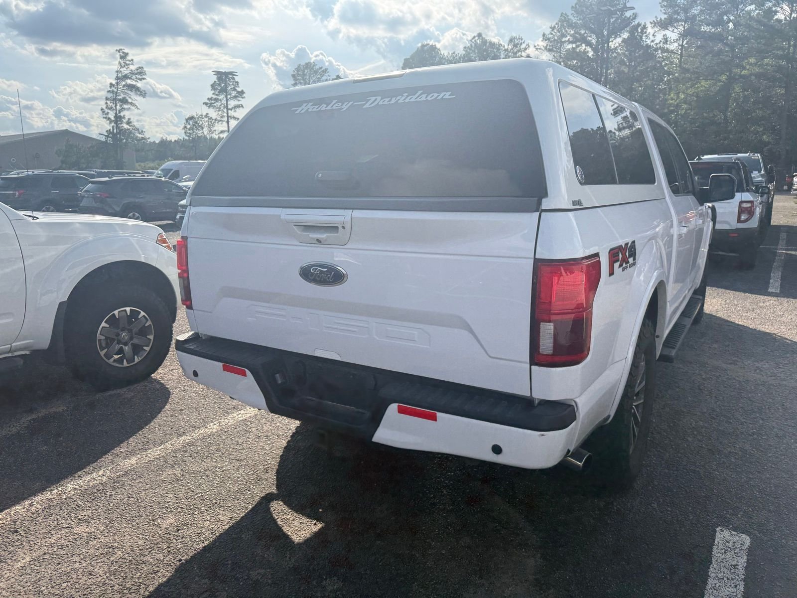 Used 2020 White Ford Lariat image 7