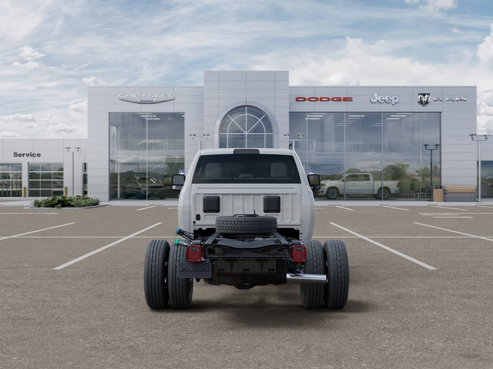 New 2026 Bright White Clearcoat RAM Tradesman image 32