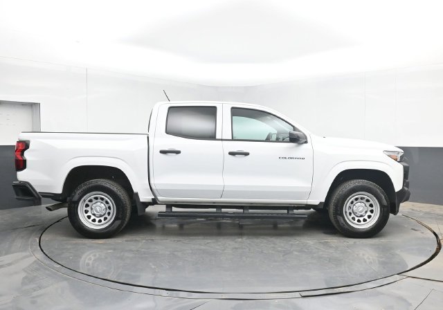 Used 2025 White Chevrolet Work Truck image 14