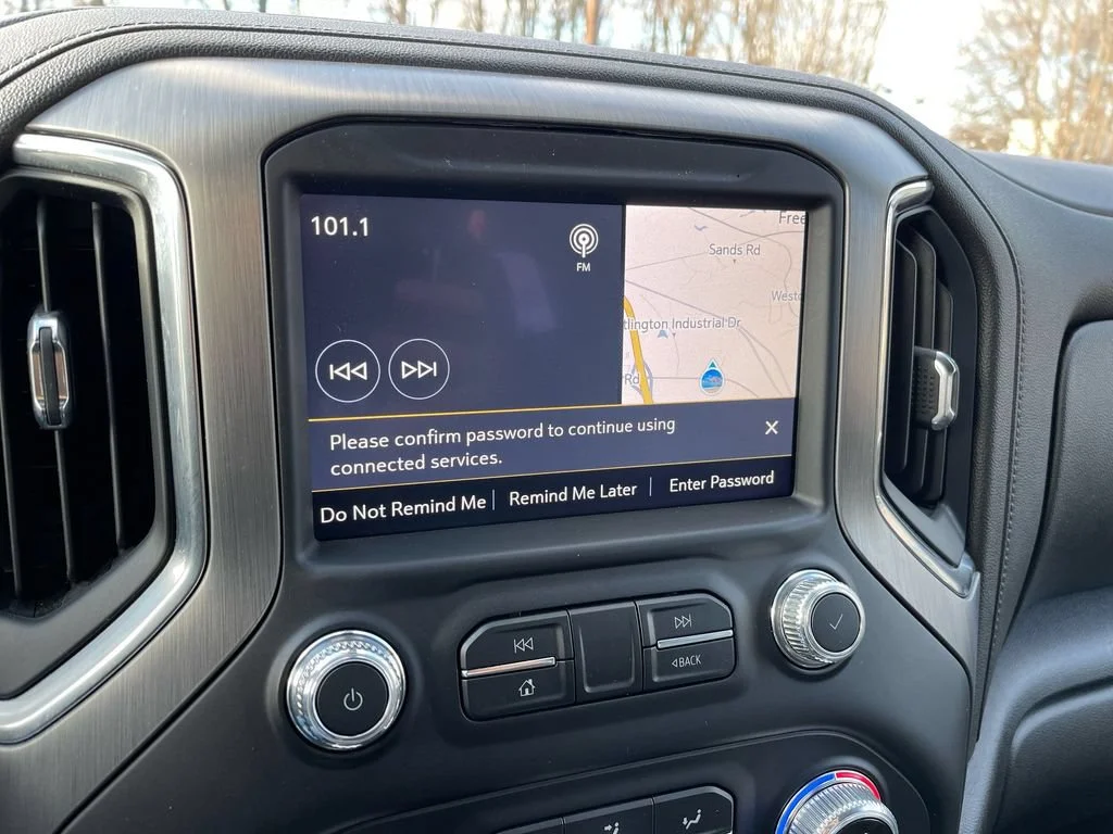 Used 2022 Summit White GMC Denali image 19