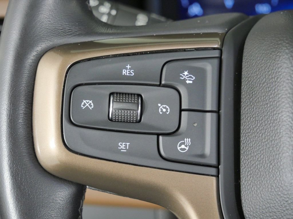 Used 2022 Black Chevrolet High Country image 39