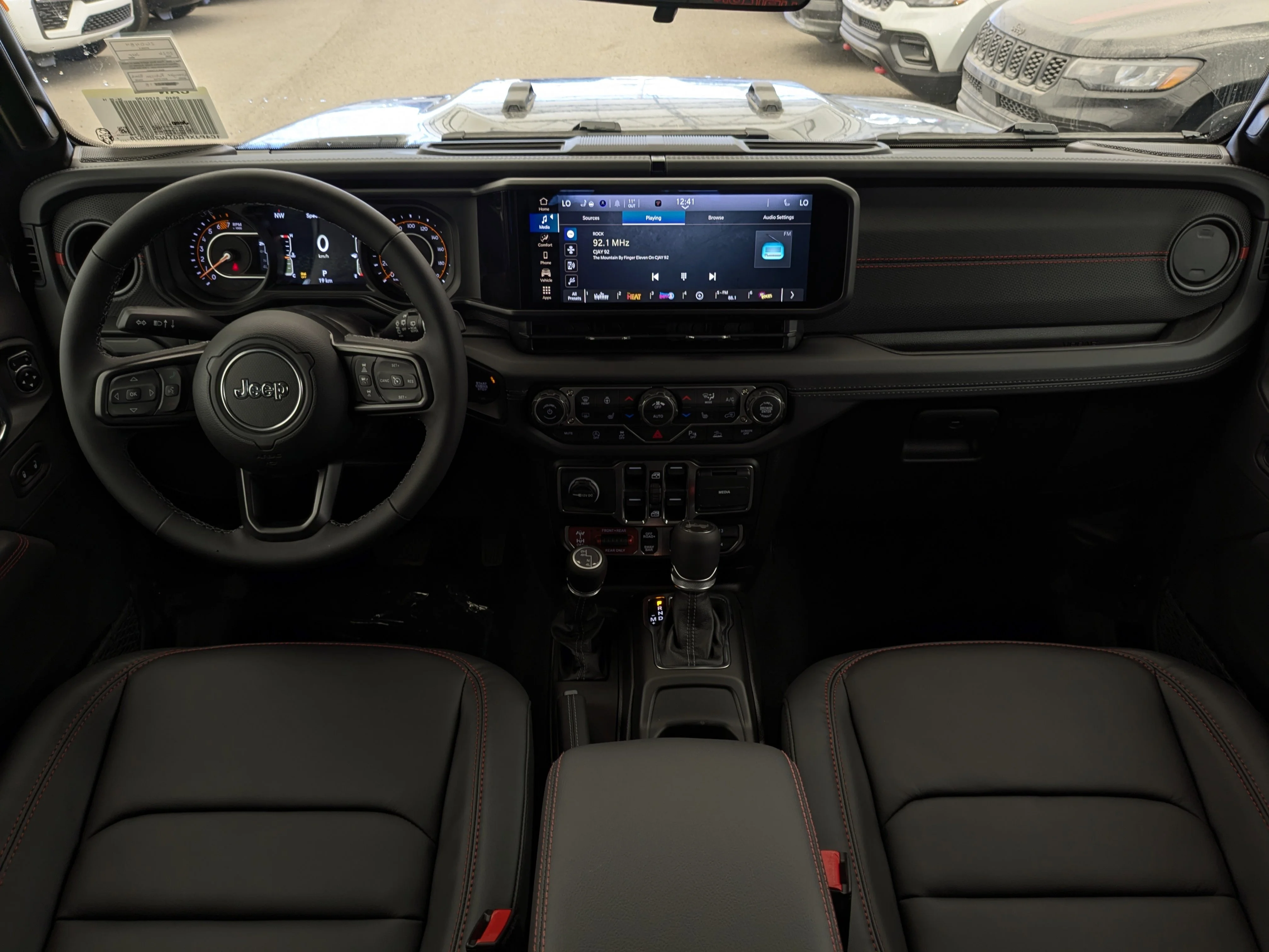 New 2026 Black Jeep Rubicon - - 3.6L V6 - Nappa Leather - 3-Pc Hardtop - Steel Perf Hood - Safety & Conv Grps & More! image 23