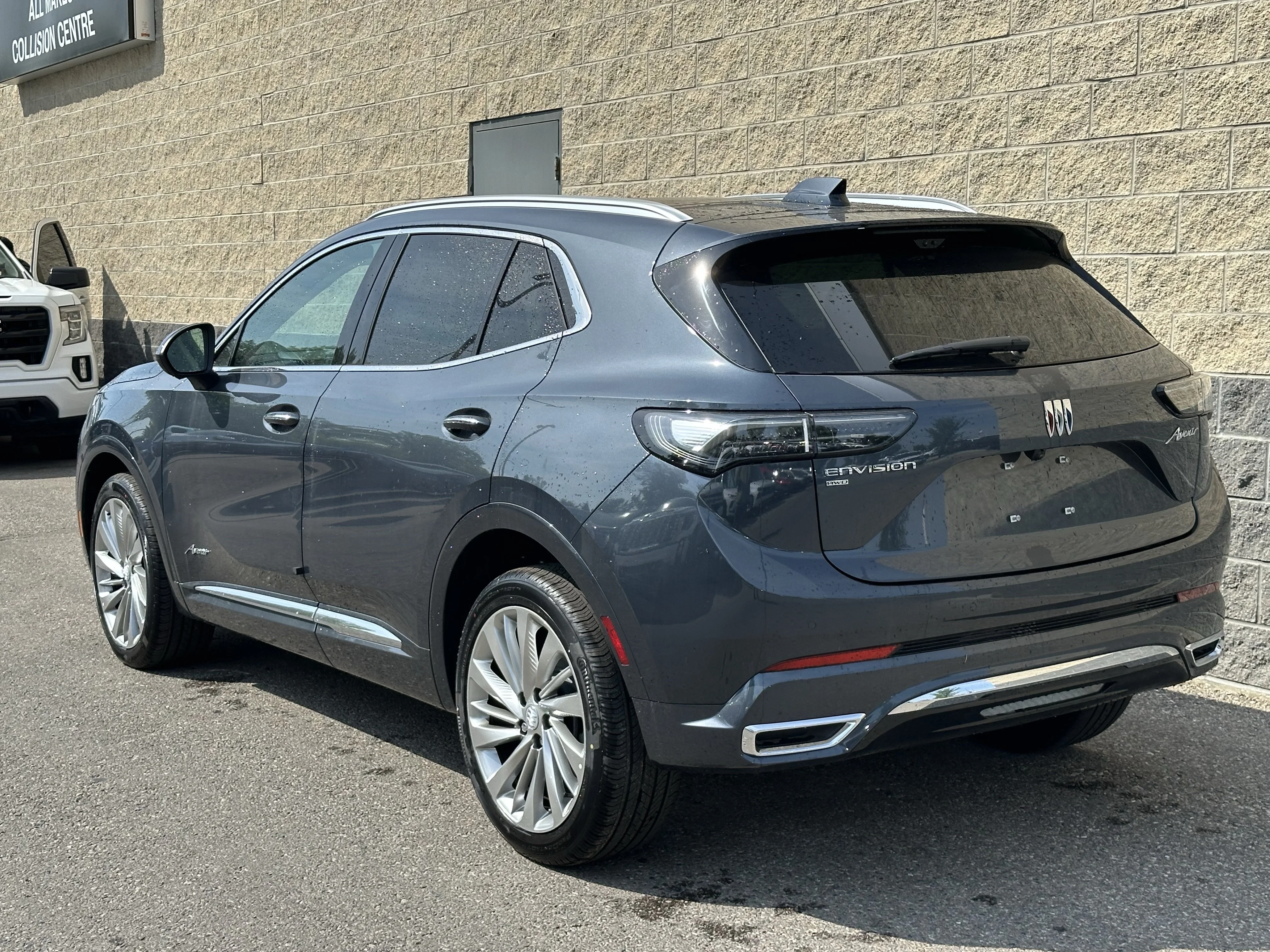New 2026 Quartz Blue Metallic Buick Avenir image 4