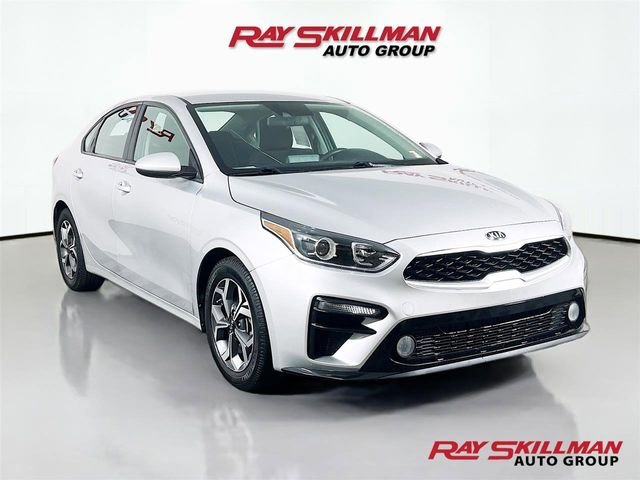 2021 Kia Forte LXS AT's photo