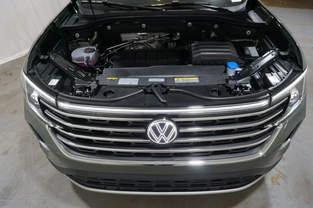 New 2026 Green Volkswagen 2.0T SE w/Technology image 31