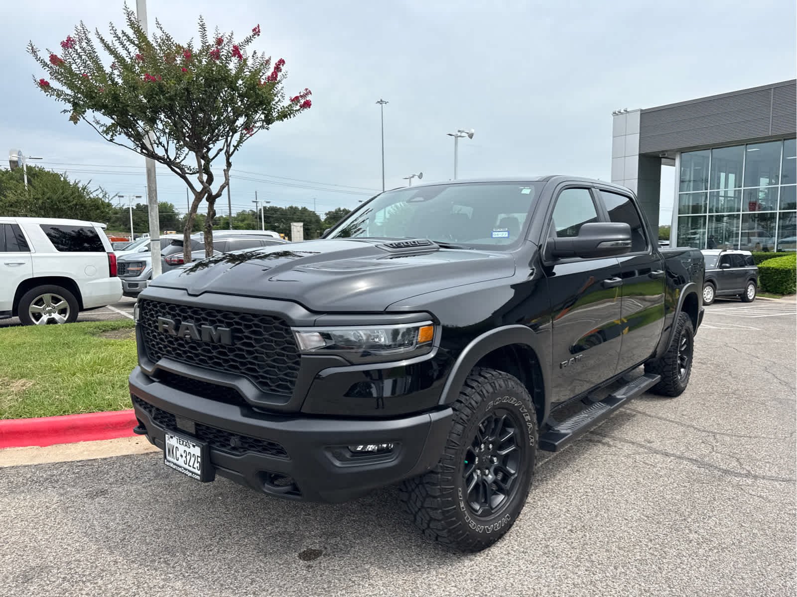 Used 2025 Diamond Black Ram Rebel image 2