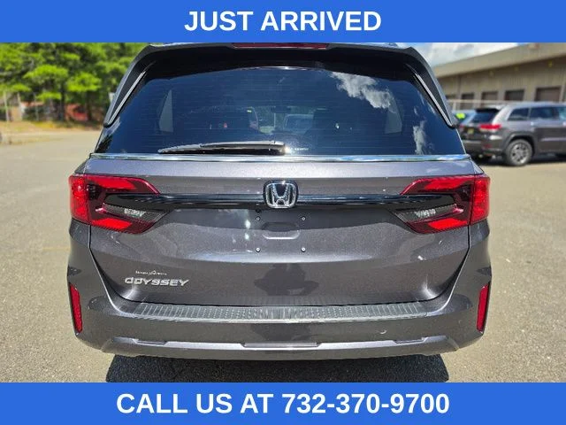 Certified Used 2026 Modern Steel Metallic Honda EX-L image 4