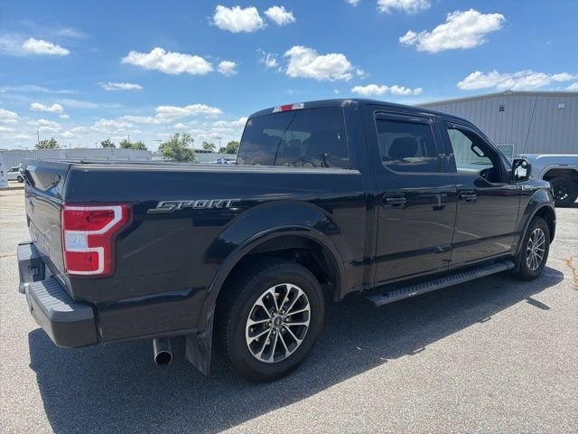Used 2018 Black Ford XLT image 3