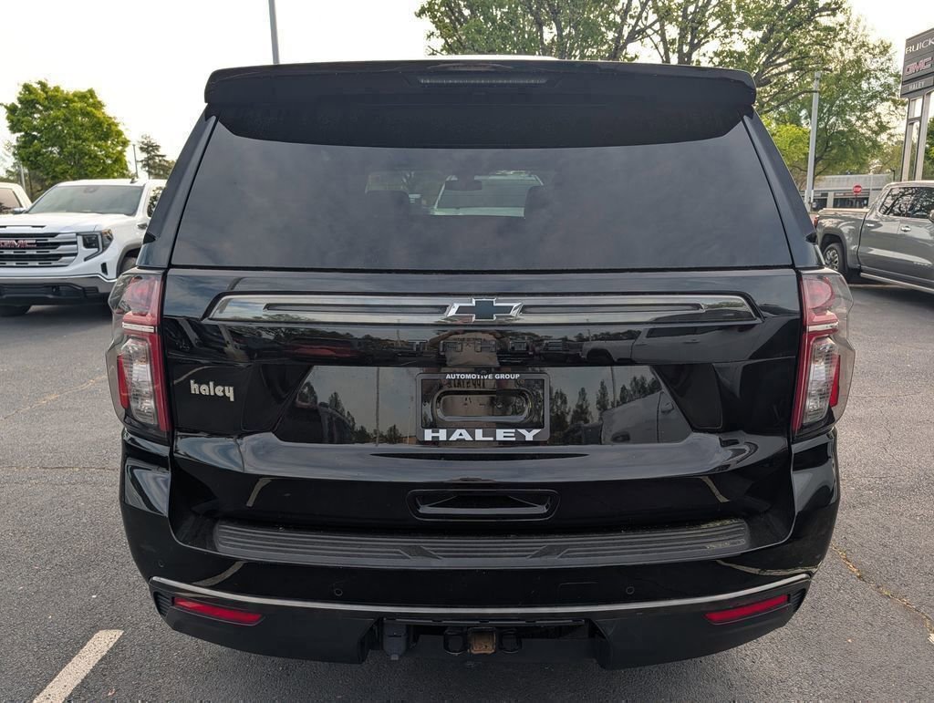 Used 2022 Black Chevrolet Z71 image 7