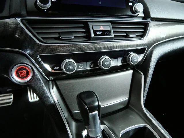 Certified Used 2018  Honda Sport image 19