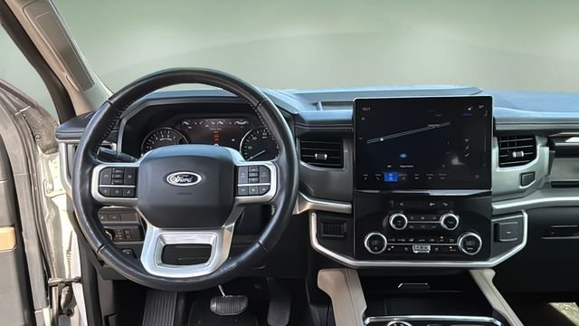Used 2024 White Ford XLT image 9