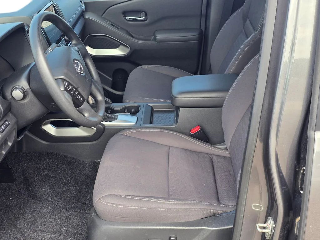 Used 2024 Gray Nissan SV image 16
