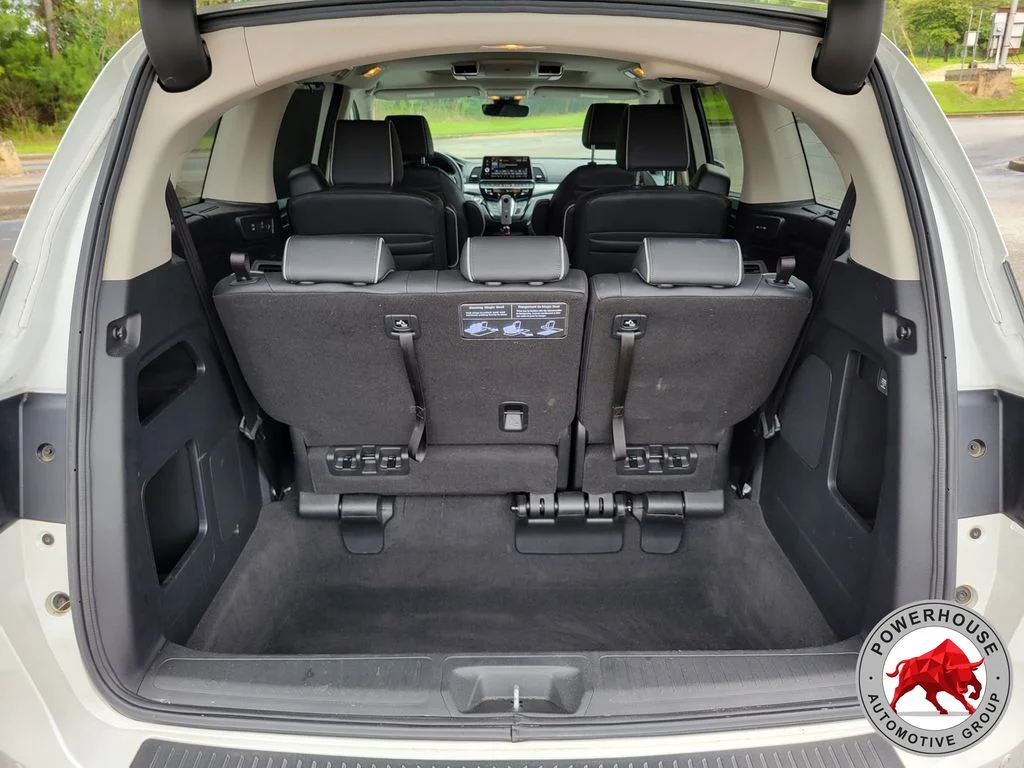 Used 2025 White Honda Touring image 13