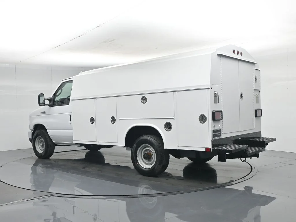 New 2026 White Ford Base image 5