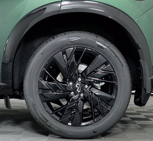 New 2027 DEEP EMERALD INFINITI Sport AWD image 9