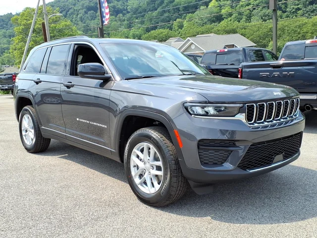 2026 Jeep Grand Cherokee Laredo X