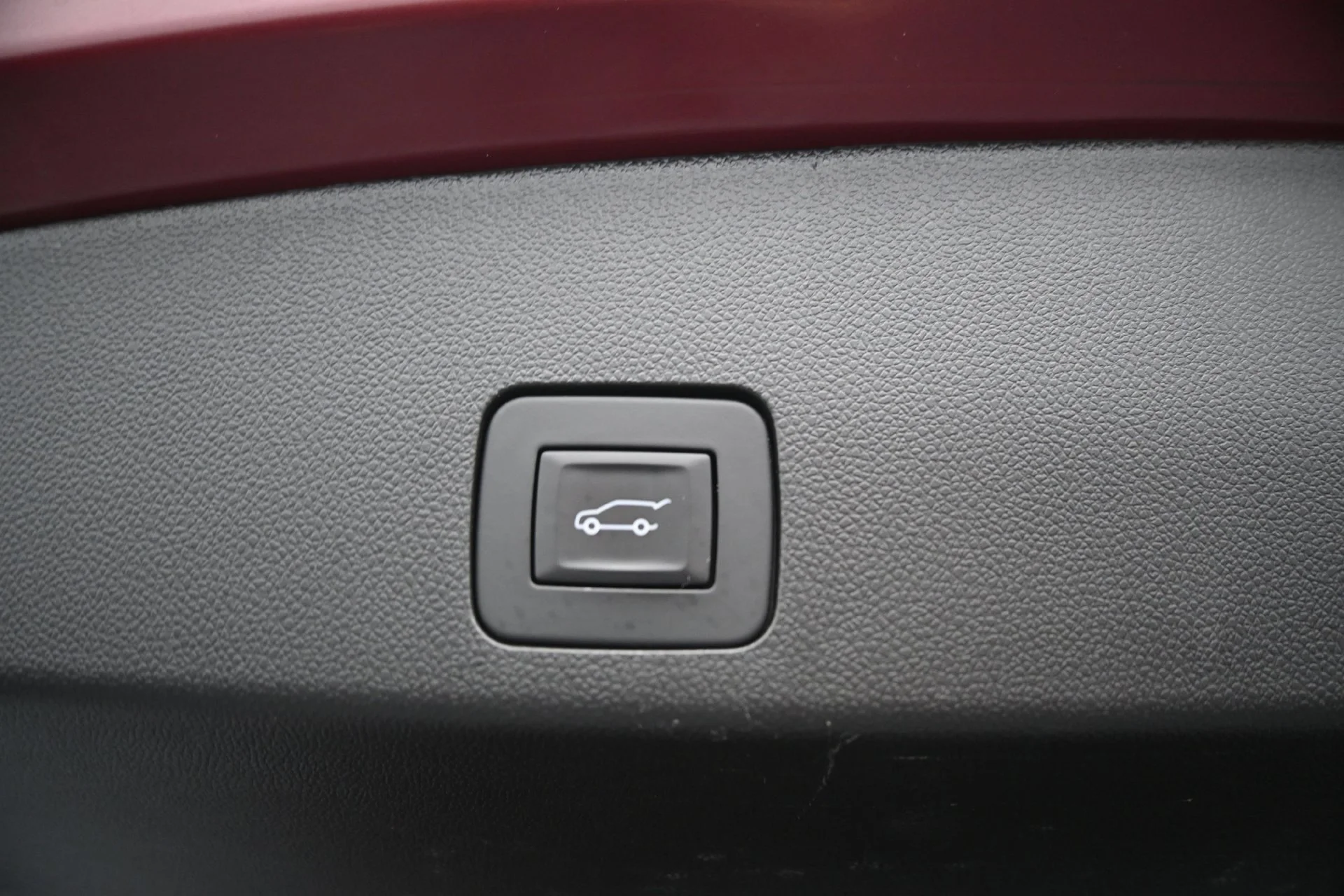 Used 2025 Cinnabar Metallic Buick Sport Touring image 15